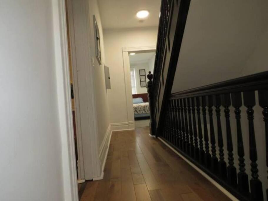Stylish Urban Living: Gateway To Bliss Apartment *